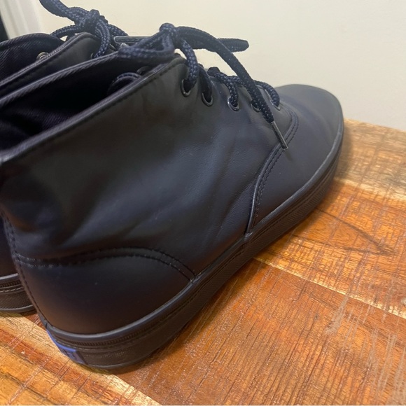 Keds Navy High Tops with Classic Lace-Up Design, Womens 7 - Picture 4 of 10